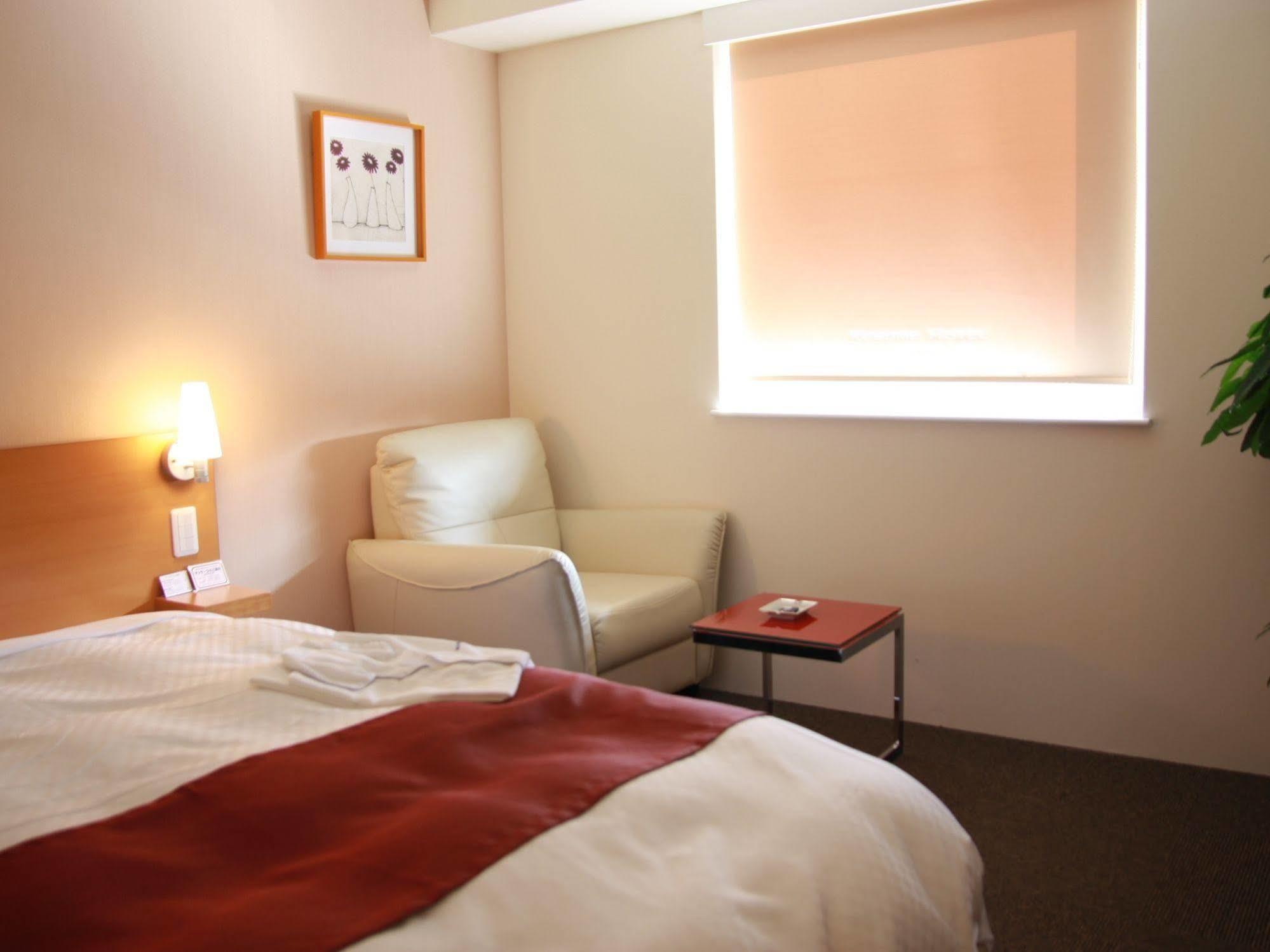 Kurume Hotel Esprit Exteriör bild